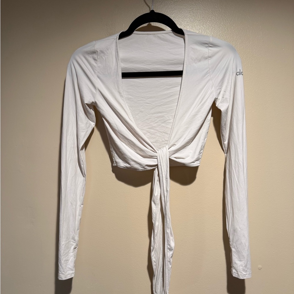 ALO Yoga White Escalate Wrap Top - Picture 5 of 15